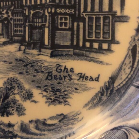 W H Grindley "English Country Inns" Salad Plates; 4 Available - Picture 6 of 8